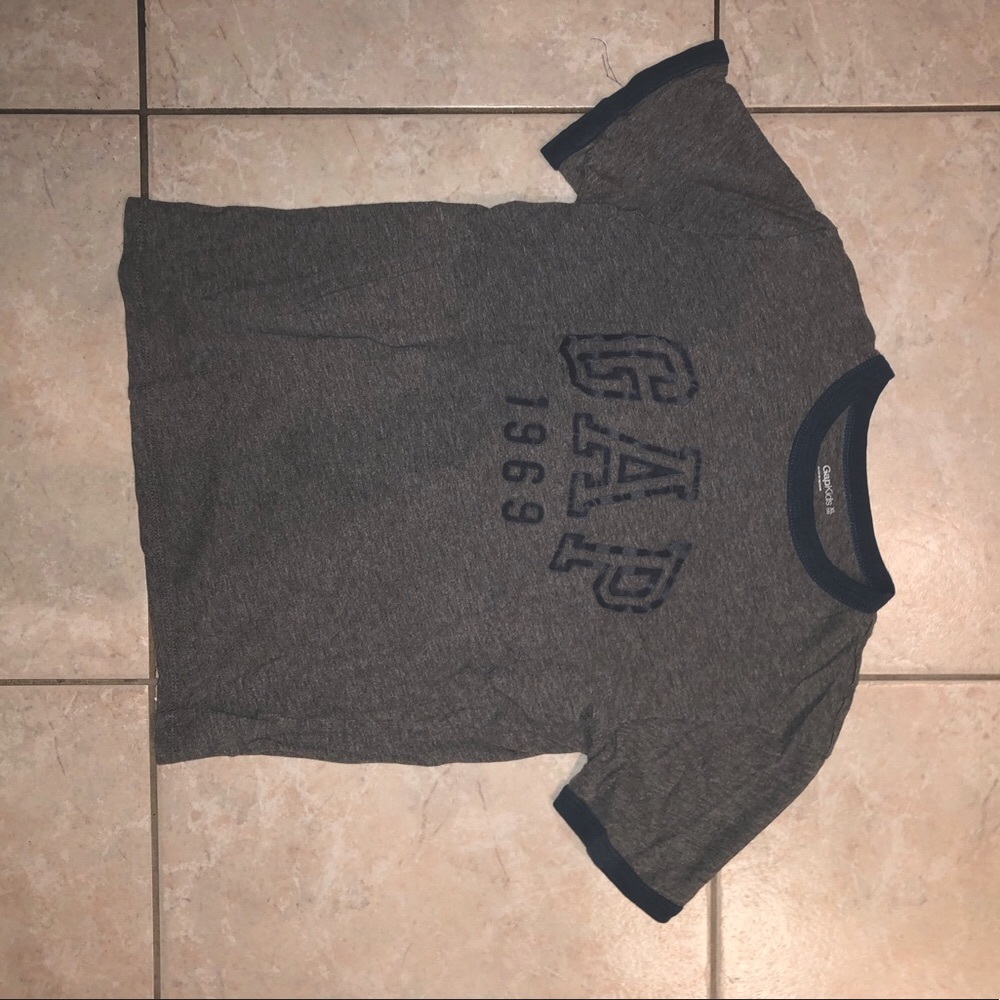 Vintage looking GAP tee